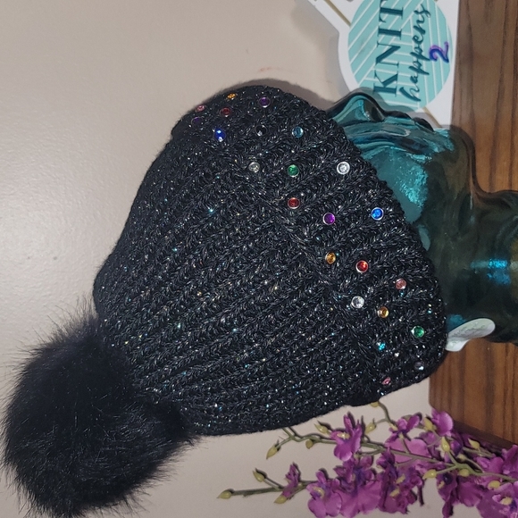New handmade lurex yarn rhinestones pompom beanie - Picture 3 of 5